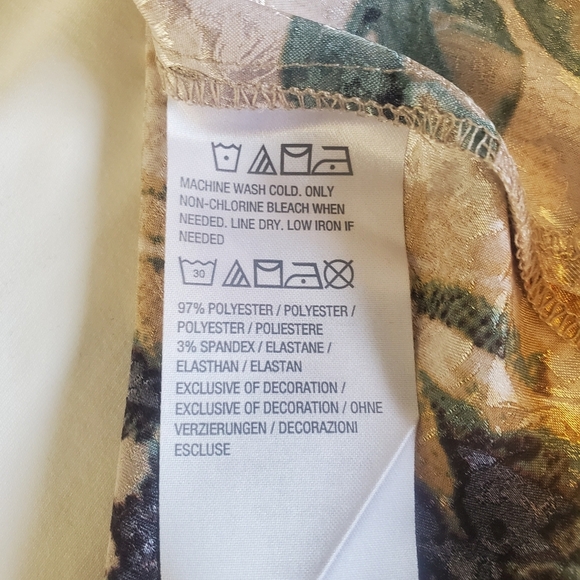 Suzanne Betro Sz M NWT prairie, babydoll empire waist puff sleeve top - Picture 11 of 11